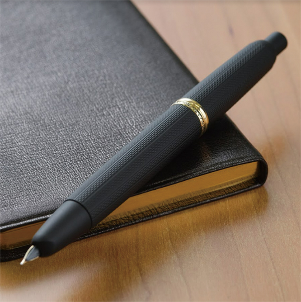 パイロット 万年筆 NOLTY 能率手帳ゴールド 60th キャップレス 極細字 楽天市場】PILOT パイロット 万年筆 NOLTY 能率手帳ゴールド